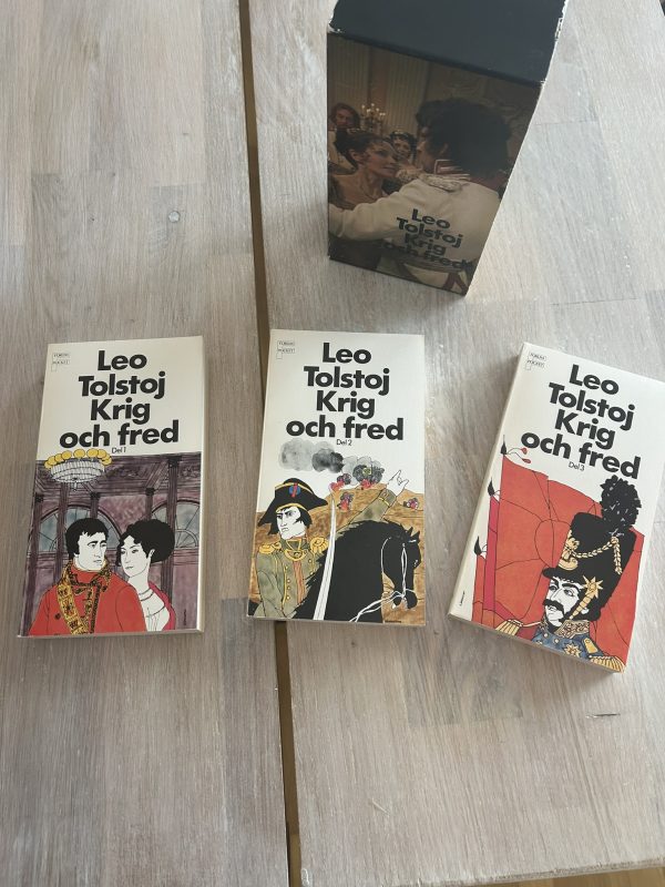 IMG_0266 Krig och Fred Pocketpaket 3 delar