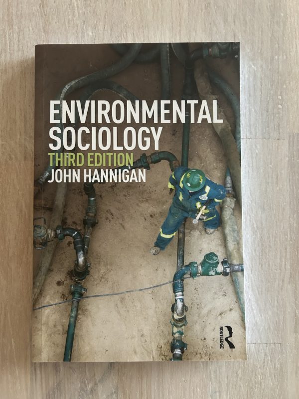 20bc5e06-3ef3-4f57-99bf-5704c29e1d18 Environmental sociology (Upplaga 3)