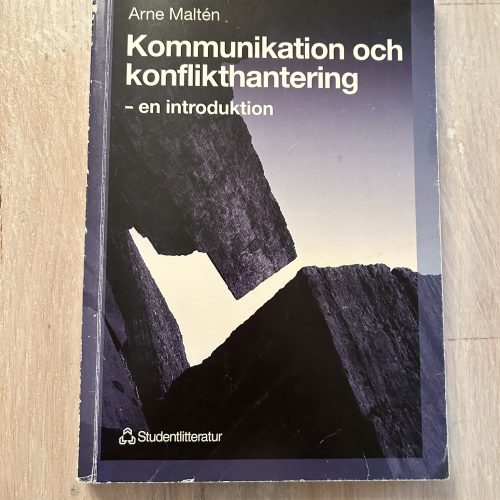 IMG_0011 - kopia Kommunikation och konflikthantering – en introduktion (Upplaga 1)