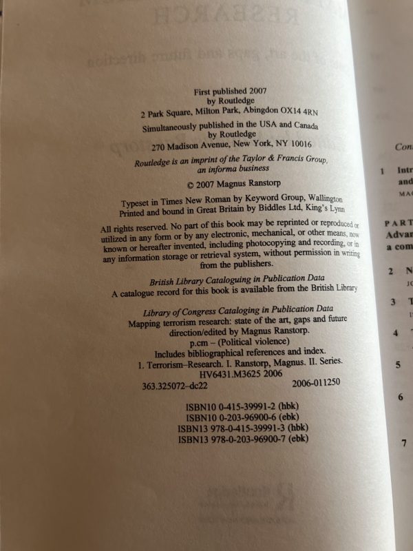 de289e0e-ed4b-47ff-b0c7-b42ab16eeedd The Oxford Handbook of the Radical Right