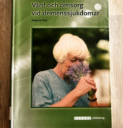 f62689aa-3fca-4c3a-8d90-679443897afc Vård och omsorg vid demenssjukdomar (Upplaga 2)
