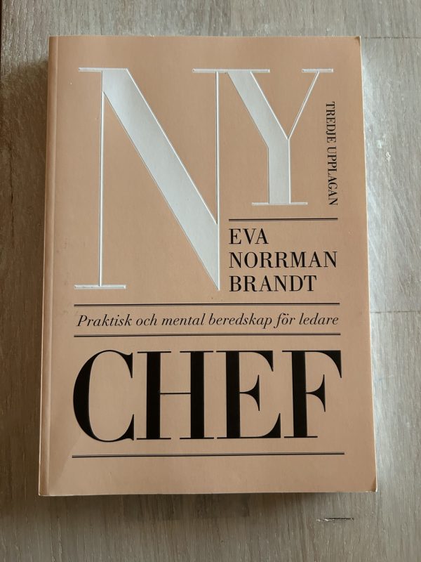 f70b0cea-5d10-45c3-a926-41dffca519a2 Ny chef (Upplaga 3)